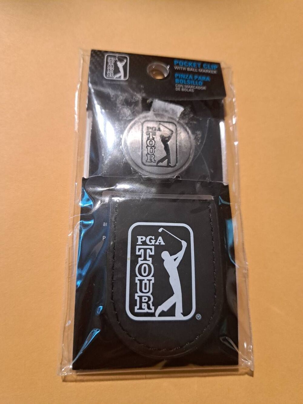 New PGA Tour Black Pocket Clip with Ball Marker NWT Official Golf Accessory